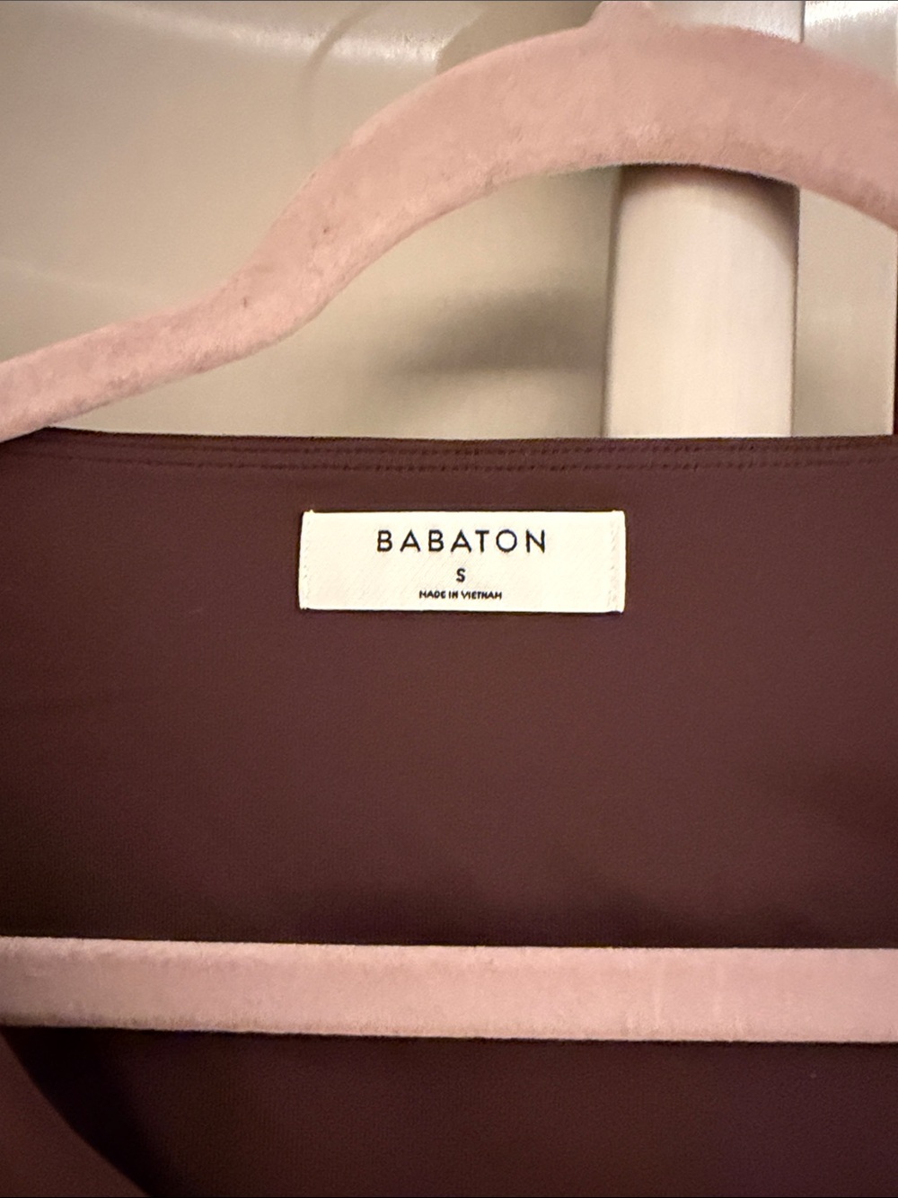 Aritzia Brown V-Neck Long-Sleeve Crop Top - Picture 2 of 2